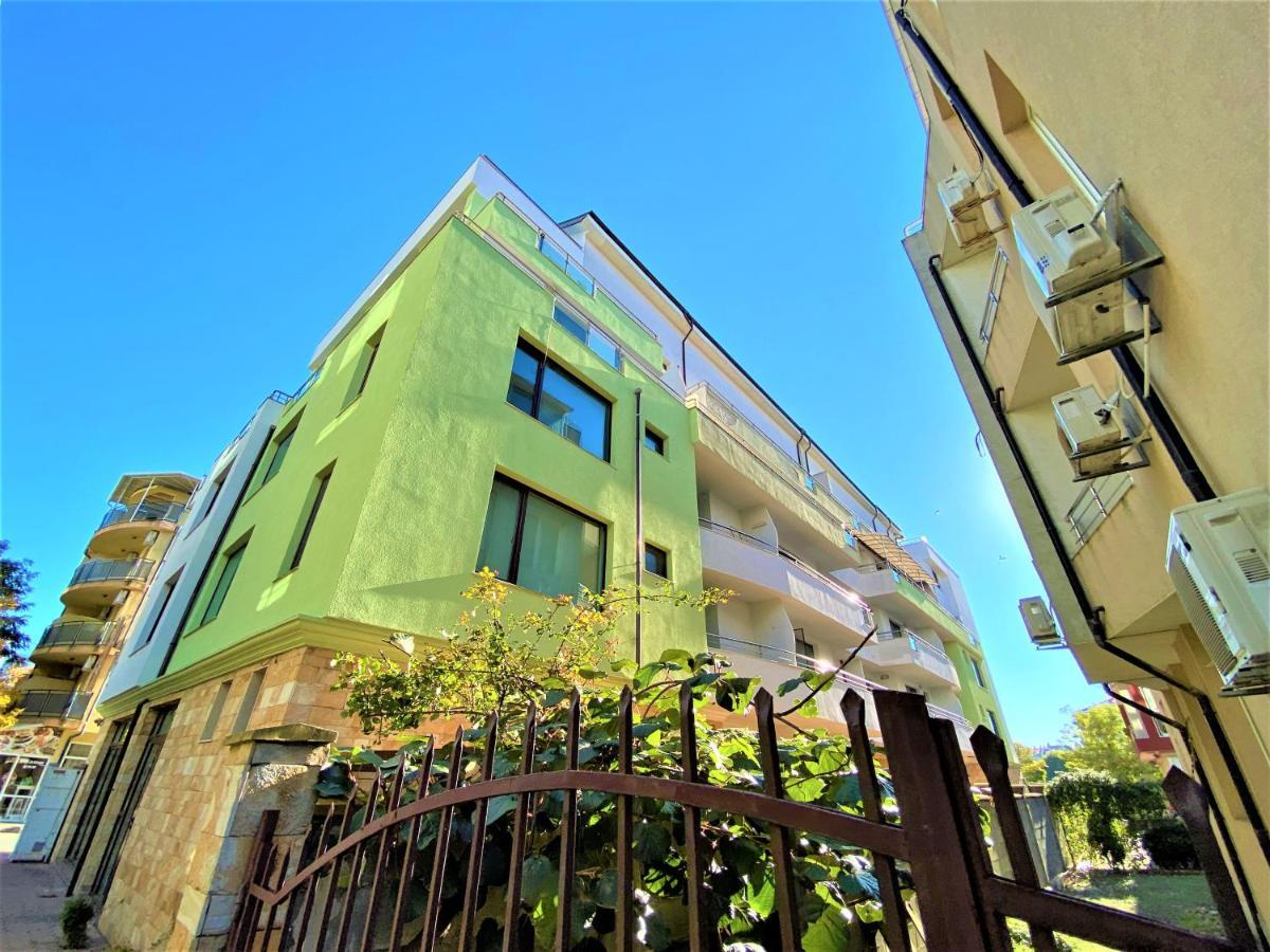 Botabara 312 Self Catering Beach Apartment Pomorie Exteriér fotografie