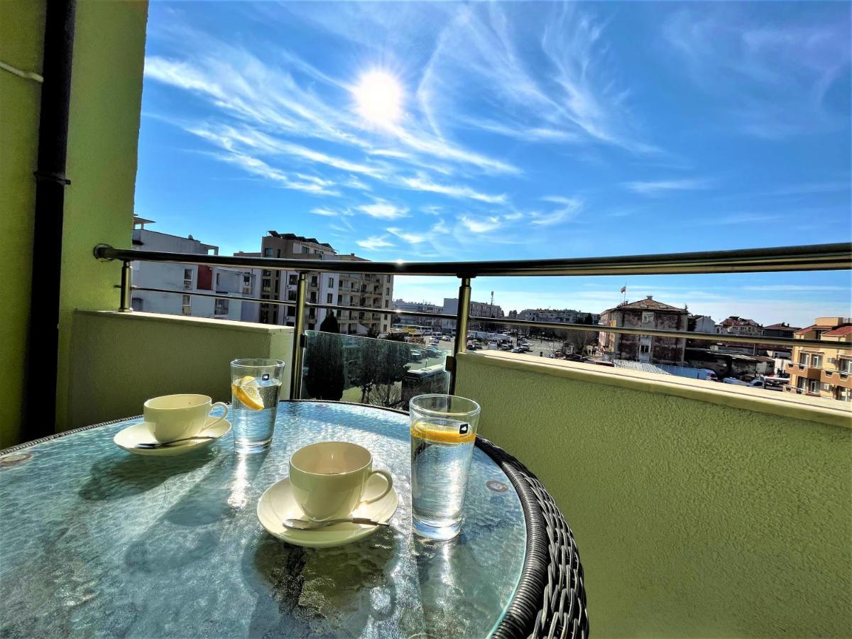 Botabara 312 Self Catering Beach Apartment Pomorie Exteriér fotografie