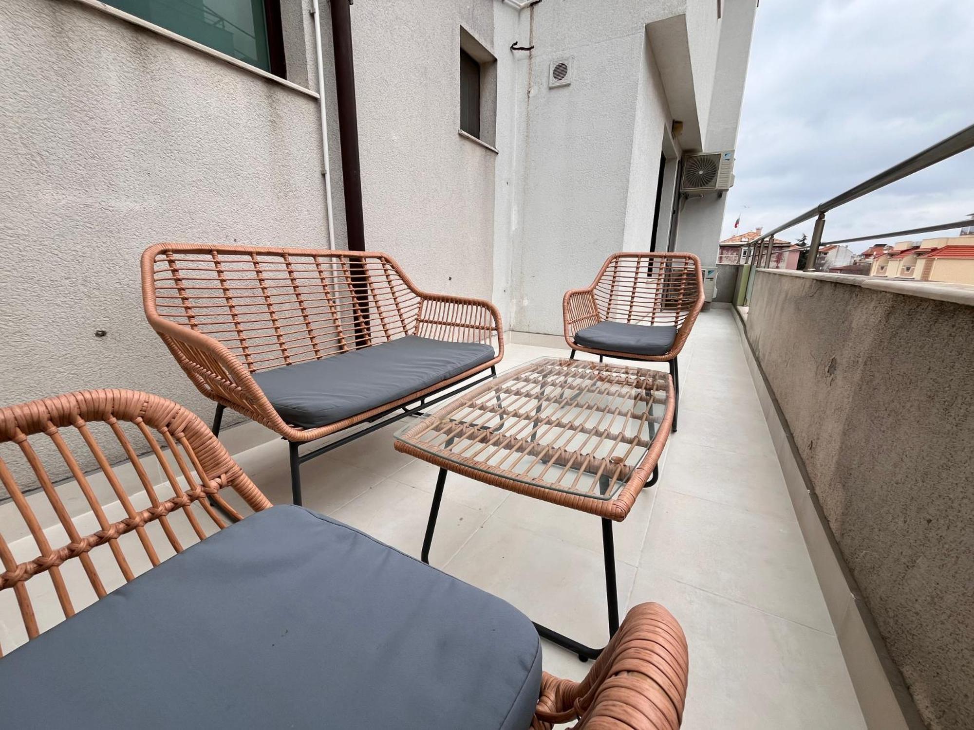 Botabara 312 Self Catering Beach Apartment Pomorie Exteriér fotografie
